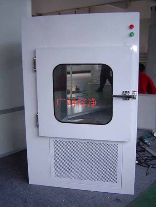 傳遞窗主要用于潔凈實驗室潔凈區和潔凈區之間或潔凈區和非潔凈區之間的小件物品的傳遞。 傳遞窗主要用于潔凈實驗室潔凈區和潔凈區之間或潔凈區和非潔凈區之間的小件物品的傳遞。