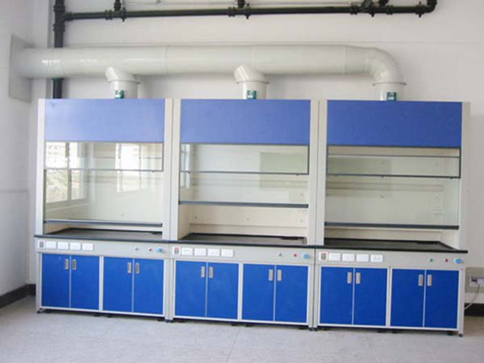 通風柜應(yīng)安裝在實驗室的通風良好區(qū)域 通風柜應(yīng)安裝在實驗室的通風良好區(qū)域